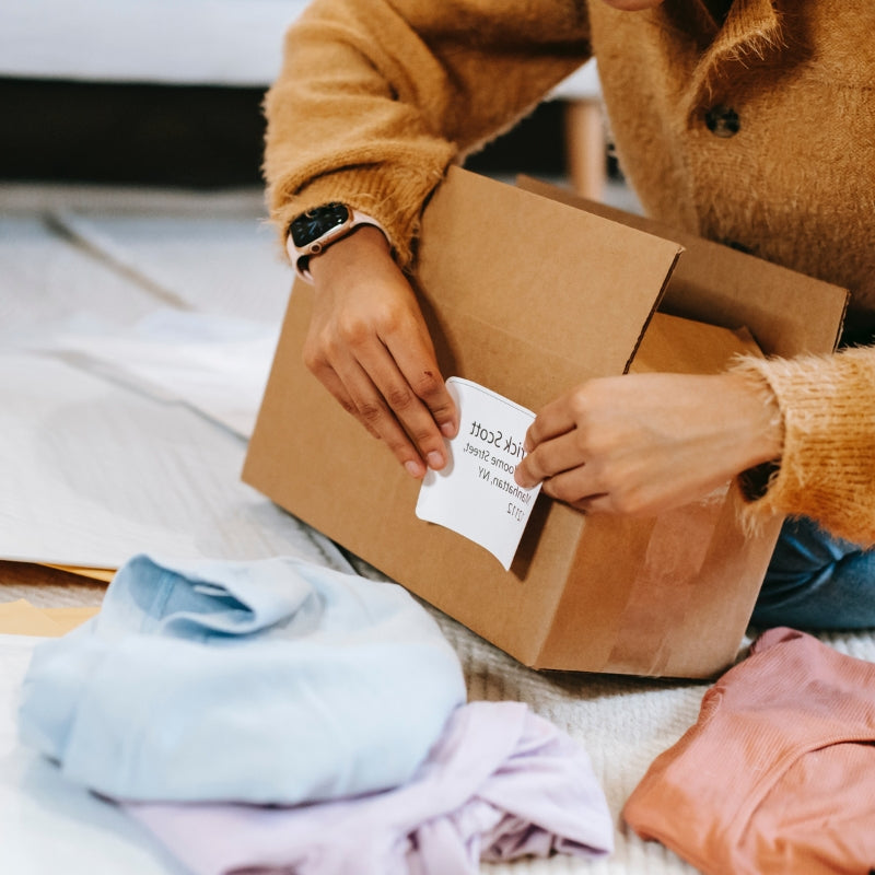 Wholesale fashion clothing with fast global delivery
